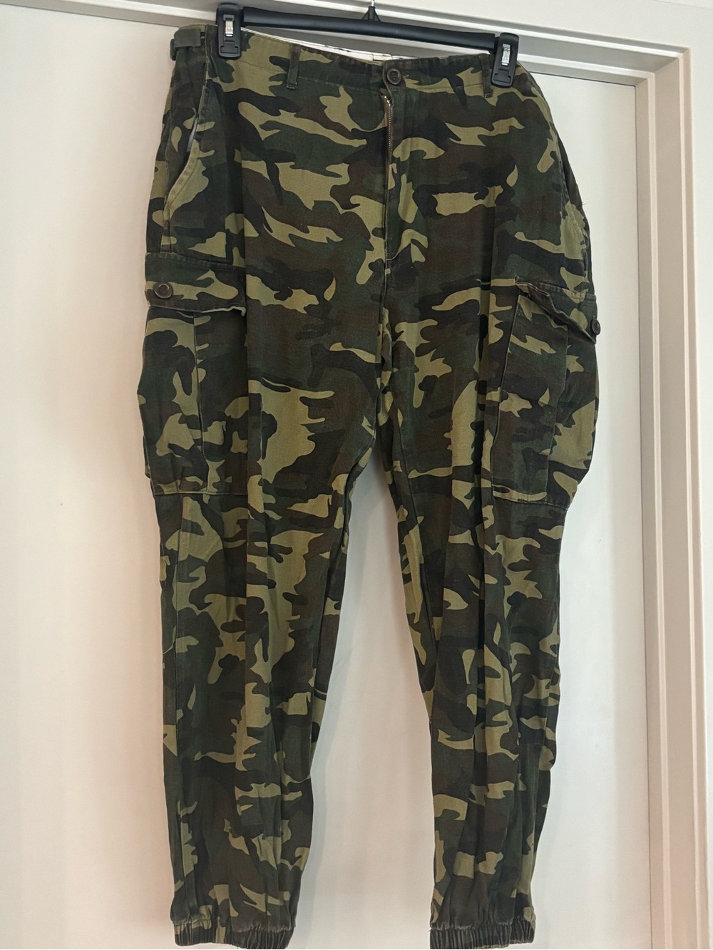 Women’s Camo Cargo Pants - Olive Green
